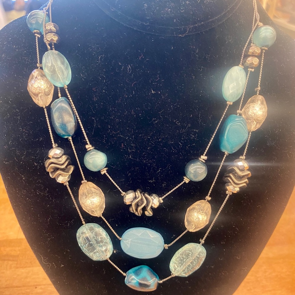 NY collection necklace blue and silver